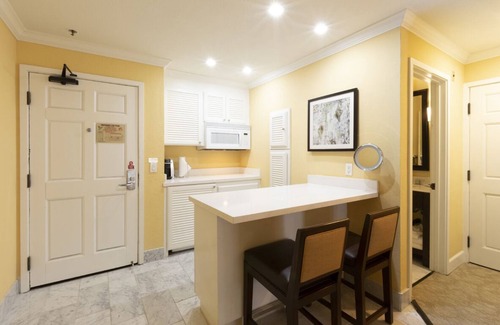 Carlsbad Village Resort | 30% off Carlsbad Inn Beach Resort Instant Booking 1BR/1BA, 8/3/2025 - 8/10/2025
