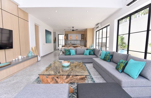 Berawa Villa | 300 m² Villa ∙ 4 bedrooms ∙ 10 guests