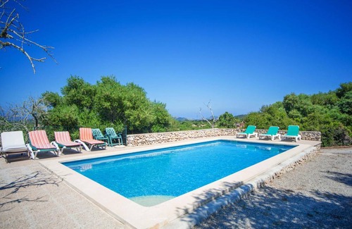 Arta Villa | 300 m² Villa ∙ 5 bedrooms ∙ 10 guests
