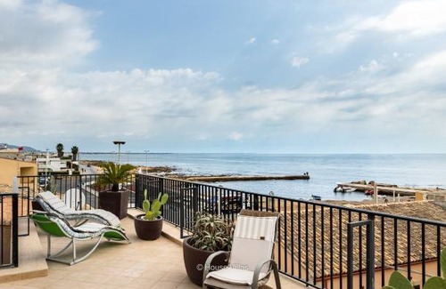 Calabernardo Villa | 300 m² Villa ∙ 5 bedrooms ∙ 9 guests