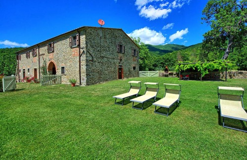 Subbiano Villa | 300 m² Villa ∙ 7 bedrooms ∙ 16 guests