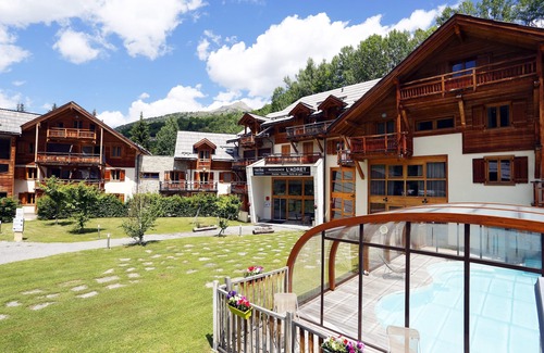Saint-Chaffrey Condo | 300m des pistes! | Apartment Calme, cuisine privée