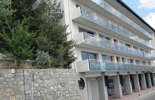 Font-Romeu-Odeillo-Via Apartment | 300m from ski lifts, balcony, tv, ski locker, 46m², Font Romeu