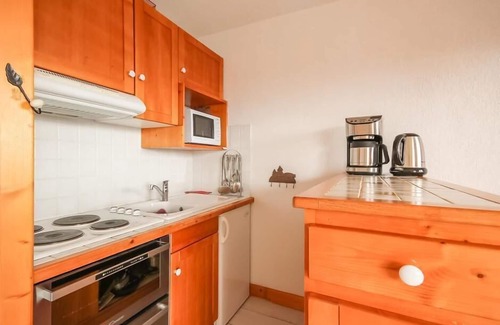Les Eucherts Apartment | 300m from ski slopes, 2nd floor, balcony, tv, ski locker, 35m², La Rosière