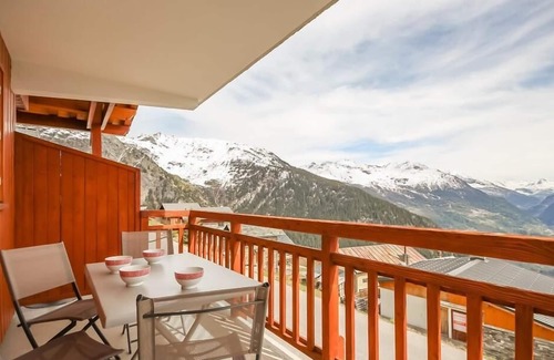 Les Eucherts Apartment | 300m from ski slopes, 2nd floor, balcony, tv, ski locker, 35m², La Rosière