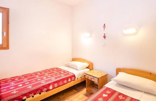 Villarodin-Bourget Apartment | 300m from ski slopes, terrace, balcony, parking, tv, 22m², La Norma