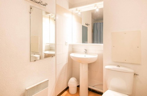 Villarodin-Bourget Apartment | 300m from ski slopes, terrace, balcony, parking, tv, 22m², La Norma