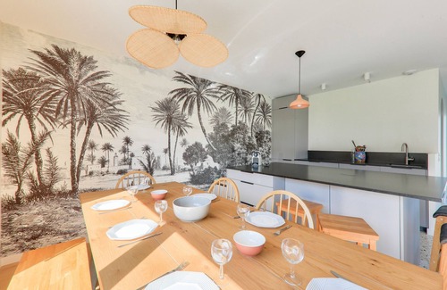 Saint-Jacques Ski Chalet | 300m from the beach, nice new house