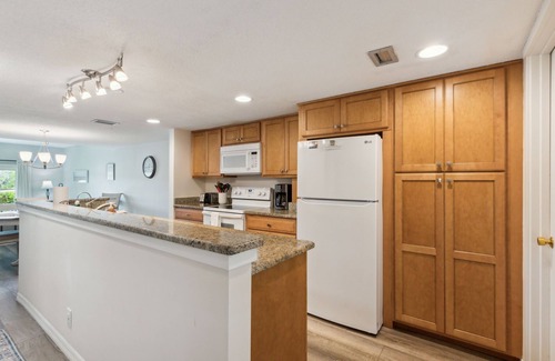 Fernandina Beach Villa | 3012 Club Villa - Adorable Townhome on the Golf Course in the Omni Resort