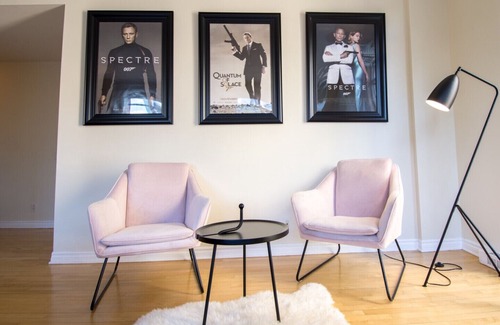 Downtown Montreal Condo | #303-2015 · Lofty Downtown Apartment 100 Walk Score in Montreal