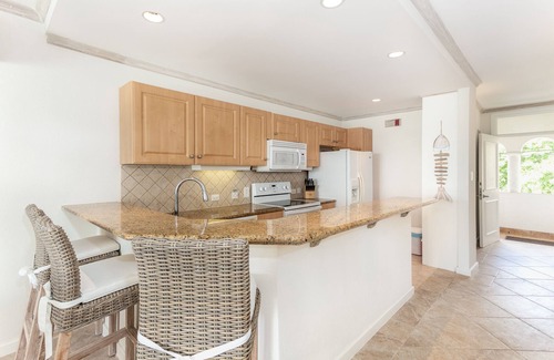 Oistins Condo | #303 Oceanview beachfront Maxwell Beach Villas