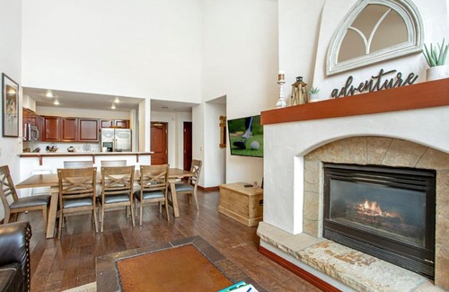 Edwards Apartment | 304 Spruce Tree Lodge Condo