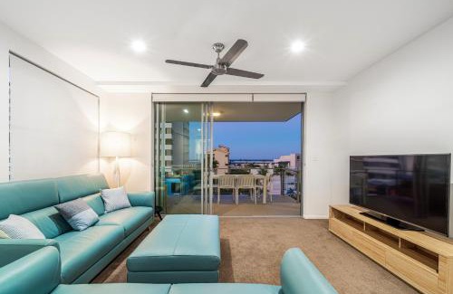Maroochydore Apartment | 305 Verve on Cotton Tree