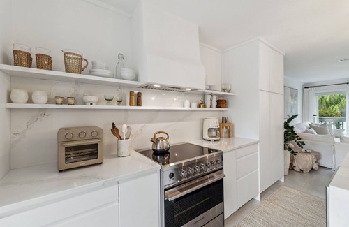 Seacrest House | 30A Gulf Side-60 Steps To Private Beach-7 Palms-Gated Community-Camp Creek Lake