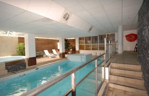 Eaux-Bonnes Apartment | 30m from resort center, 2nd floor, view ski slopes, fitness, swimming pool, sauna, tv, ski locker