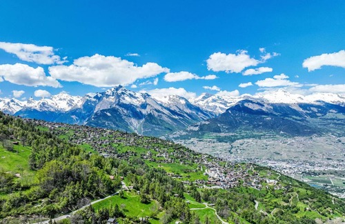 Saint-Pierre-de-Clages Apartment | 31 m² Apartment ∙ 1 bedroom ∙ 4 guests