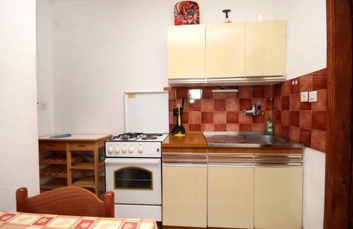 Cove Basina (Jelsa) Apartment | 31 m² Apartment ∙ 2 bedrooms ∙ 5 guests