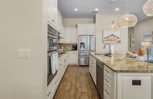 Mid Island House | 3132-3134 Gulf-Front 10BR Estate: Private Pools, Spas, Views