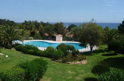 Favone Villa | 32 air-conditioned mini villa in residence with sea view