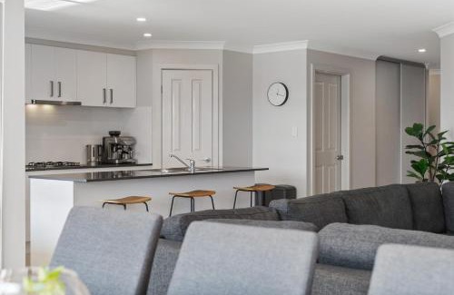 Nangkita House | 32 Blanche Pde Hindmarsh Island - No Linen Included