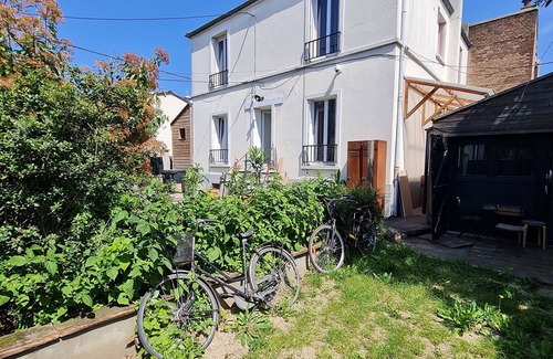 Pierrefitte-sur-Seine Apartment | 32 m2 apartment near Paris, metro line 13 Saint Denis University station.