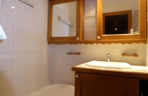 Pralognan-la-Vanoise Apartment | 32 m² Apartment ∙ 2 bedrooms ∙ 4 guests