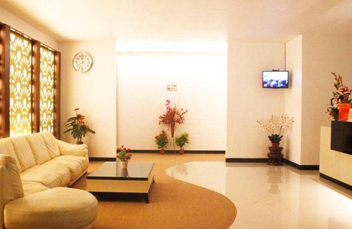 Pamekasan Hotel | 32 m² Hotel ∙ 10 guests
