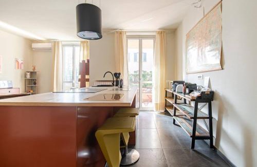 Pavia Apartment | 33 BORGO TICINO Lux Free Parking & Private Garden