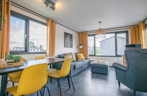 Municipality of Stichtse Vecht Boat Rental | 33 m² Houseboat ∙ 2 bedrooms ∙ 3 guests