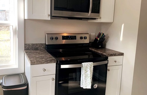 Cincinnati House | 3311 Evanston · Large Renovated 4 BDR + Close to DTWN + Laundry