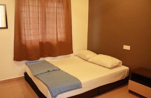 Bayan Lepas House | 34 First Island