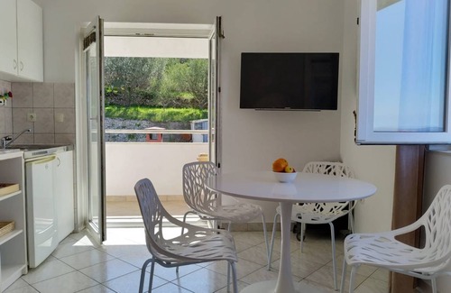 Jesenice Apartment | 34 m² Apartment ∙ 1 bedroom ∙ 4 guests