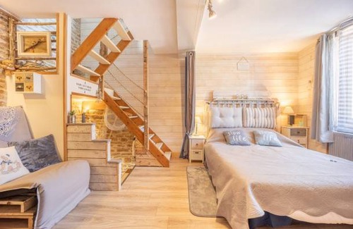 Saint-Regnobert-de-la-Cote-de-Nacre House | 34 m² House ∙ 2 bedrooms ∙ 3 guests