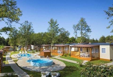 Municipality of Vrsar RV Rental | 34 m² Mobile home ∙ 3 bedrooms ∙ 6 guests