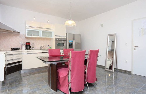 Jesenice Apartment | 34 m² Studio flat ∙ 1 bedroom ∙ 3 guests