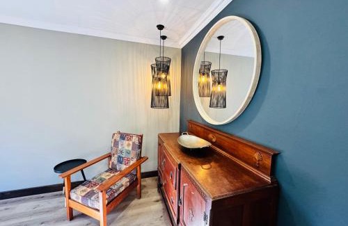 Flora Park House | 34 Saligna st - 6 Guests Self Catering