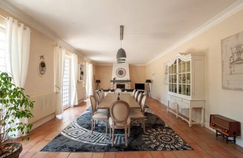 Vianne House | 345 m² House ∙ 5 bedrooms ∙ 10 guests