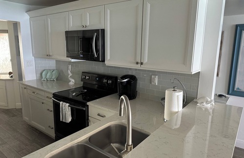 Sand Key Condo | 35% discount for 2025-Gorgeous Hideaway on the Beach-Crescent Beach Club