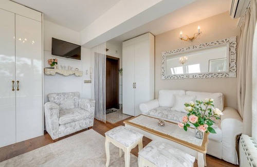 Sofia City Center Apartment | 35 m² Apartment ∙ 2 guests
