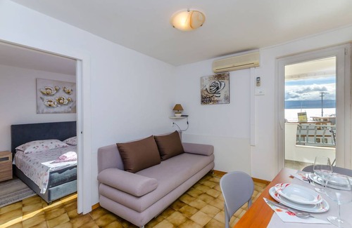 Dugi Rat Apartment | 35 m² Apartment ∙ 4 guests