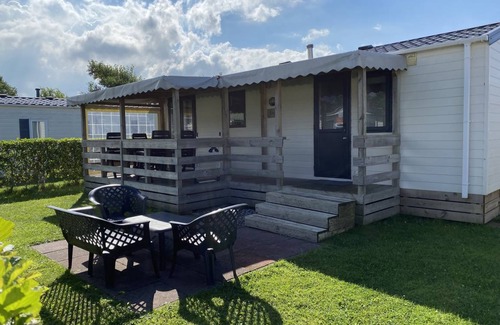 Callantsoog Ski Chalet | 35 m² Chalet ∙ 2 bedrooms ∙ 4 guests