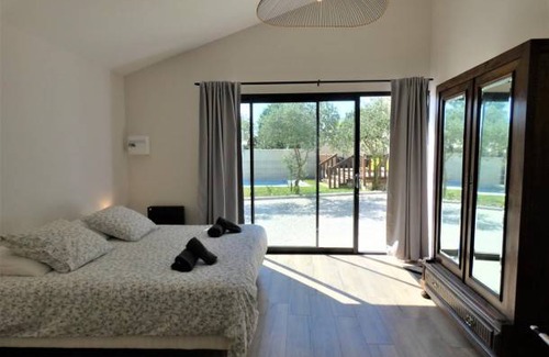 Saint-Lon-les-Mines House | 350 m² House ∙ 7 bedrooms ∙ 15 guests