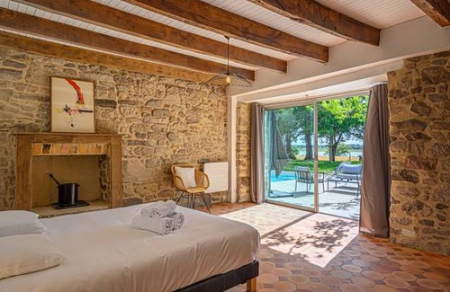 Theix-Noyalo House | 350 m² House ∙ 6 bedrooms ∙ 13 guests