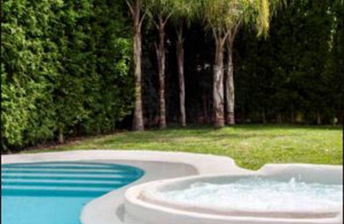 Torremolinos Villa | 350 m² Villa ∙ 3 bedrooms ∙ 6 guests