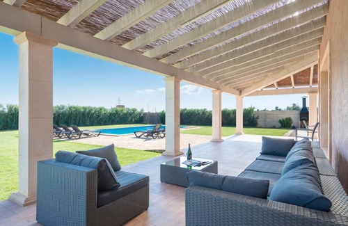 Sa Pobla Villa | 350 m² Villa ∙ 5 bedrooms ∙ 10 guests