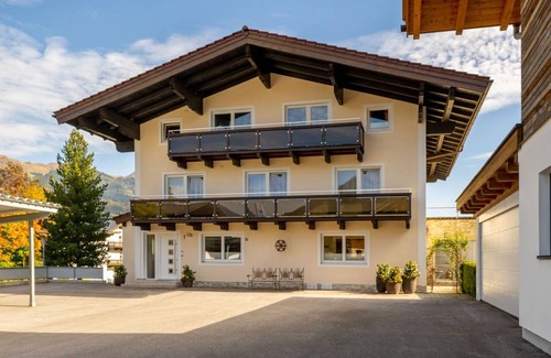 Hollersbach im Pinzgau Apartment | 36 m² Apartment ∙ 1 bedroom ∙ 4 guests
