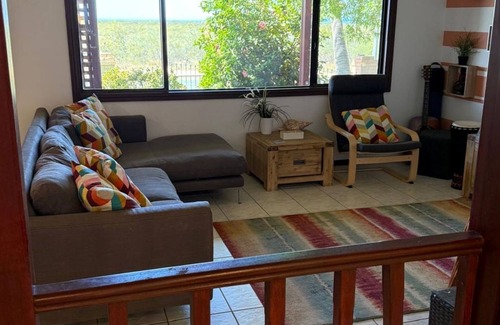 Exmouth House | 36 Tambor Drive - With Pool and Jaccuzzi