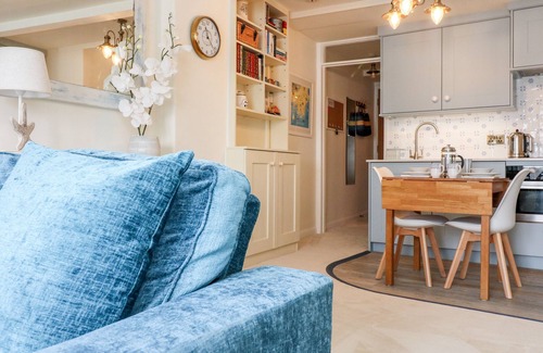 Salcombe Cottage | 36 THE SALCOMBE, with pool in Salcombe