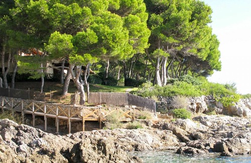 Costa de los Pinos Villa | 360 m² Villa ∙ 5 bedrooms ∙ 10 guests