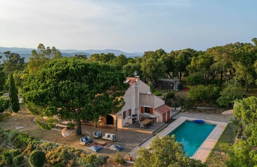 Le Lavandou Villa | 360° Seaview/La Cataline